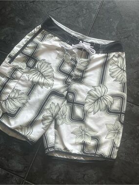 OP Men's Black, White and Gray Floral Board Shorts